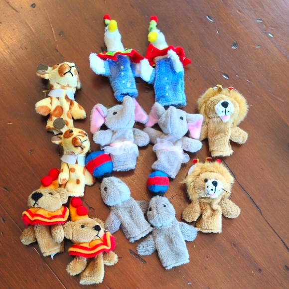 Vintage Restoration Hardware Finger Puppets - Picture 2 of 10